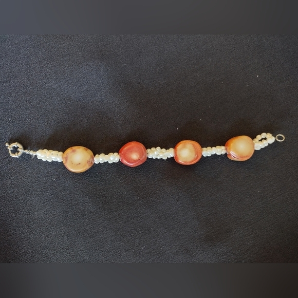 Handcrafted Red and Cream Shell And Pearl Bracelet - Picture 9 of 11